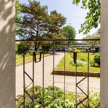 Dworska By Renters 公寓