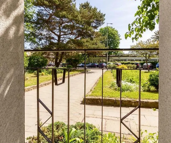 Dworska By Renters Apartman