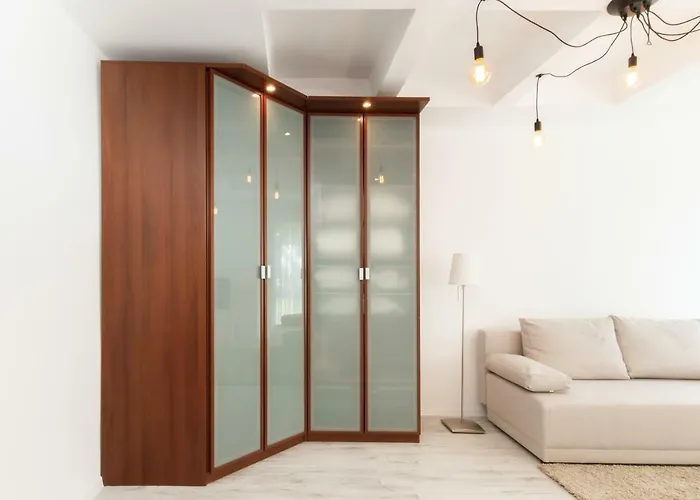 Dworska By Renters شقة *