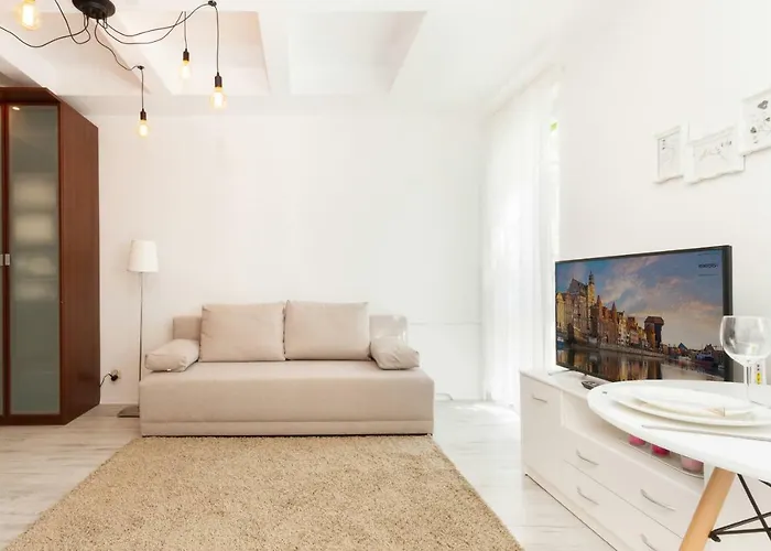 Dworska By Renters شقة